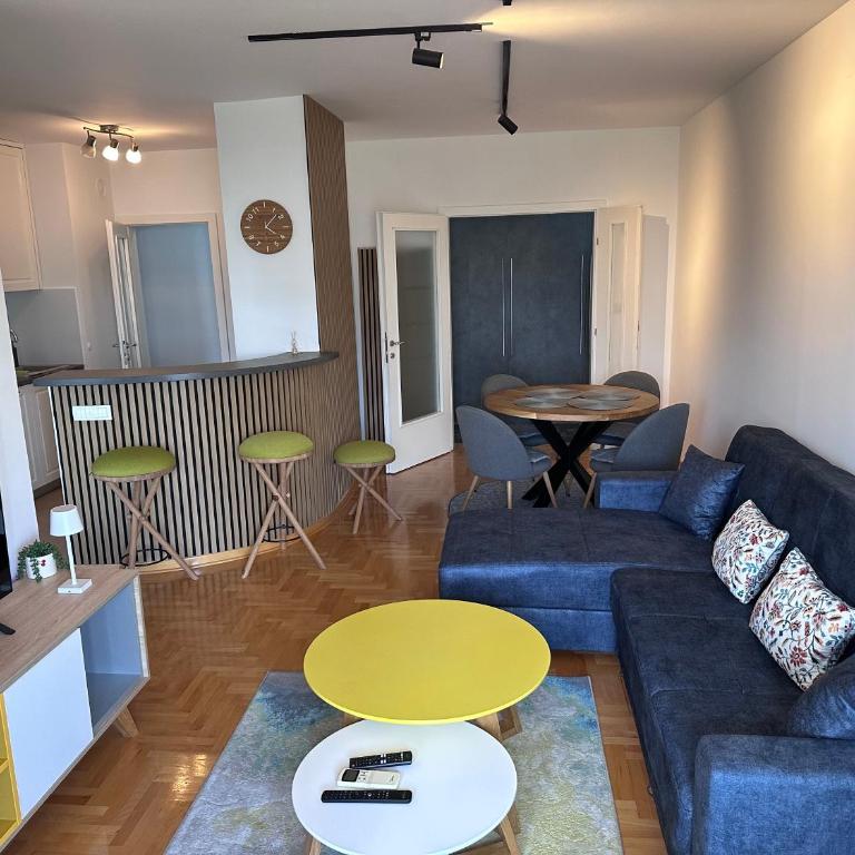 Residence 16 - Two-Bedroom Apartment - 1