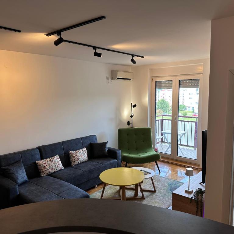 Residence 16 - Two-Bedroom Apartment - 12