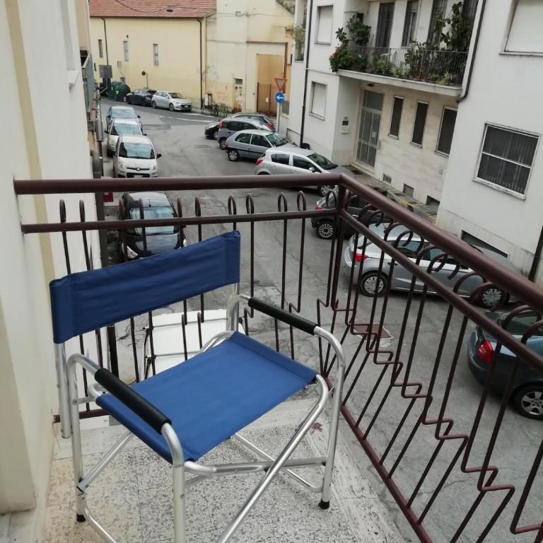 da Paola - Group Getaway - Bright Flat with Balcony WiFi & AC - Private internal Parking for motorbikes and bikes - Appartamento con 3 Camere da Letto - 7