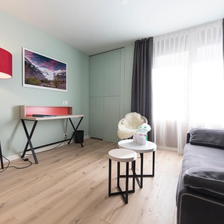 Hotel Rosatsch Residence - Double Room South/West High Floor - 5