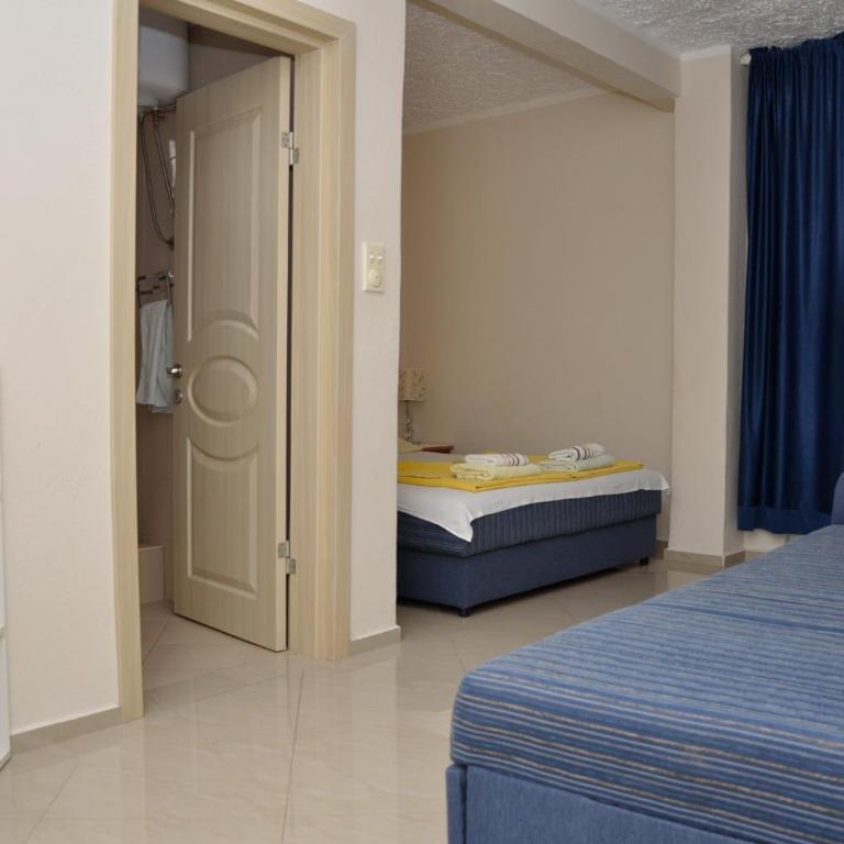 Apartments Radojević - One-Bedroom Apartment with Balcony - 7