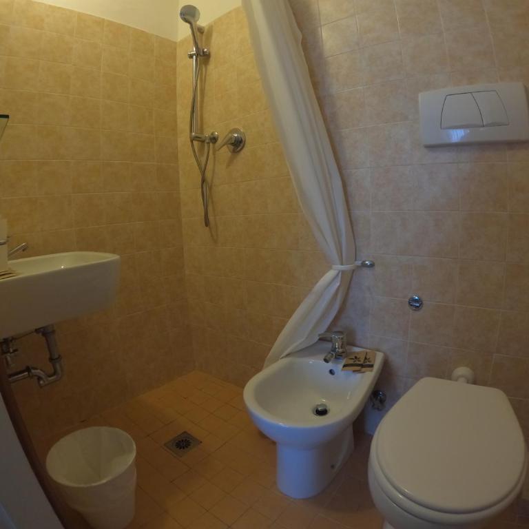 T Hotel- Adults Only, Pet Free Hotel - Camera Economy Matrimoniale/Doppia con Letti Singoli - 2
