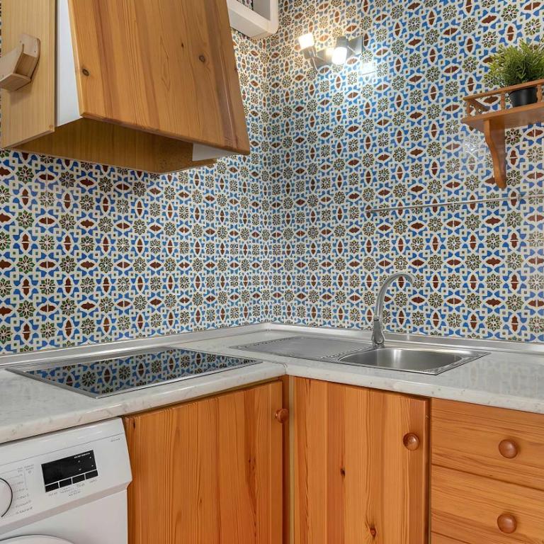 Apartamento cerca del pueblo con piscina compartida parking y jardin privado - Apartment - 12