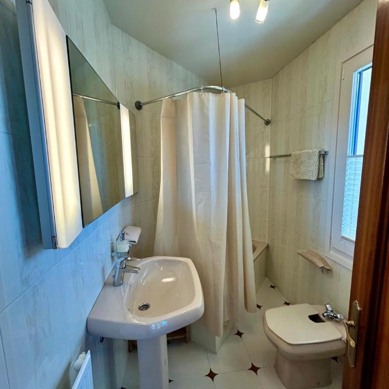 Las Brisas Del Puerto - Three-Bedroom Apartment - 6
