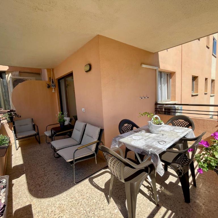 Edificio Cadiz Benidorm - Two-Bedroom Apartment with Terrace - 4