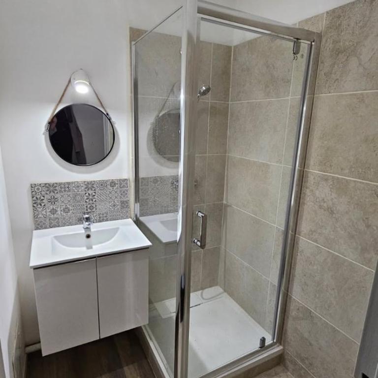 Appartement moderne & chaleureux - Apartment mit 1 Schlafzimmer - 2