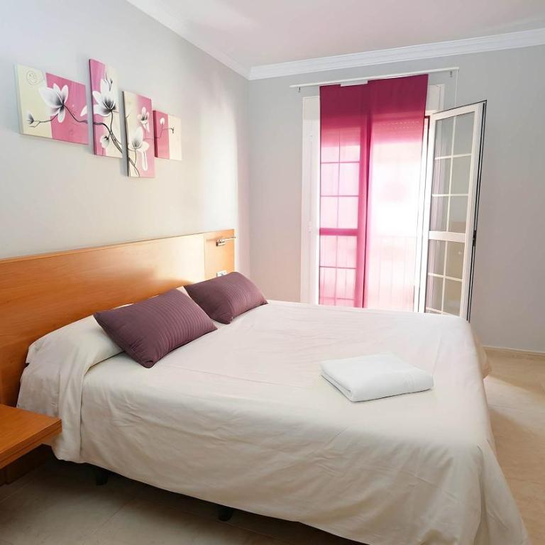Apartamento centro de conil muy amplio Solo alquillamos familias parejas - Appartement - 16