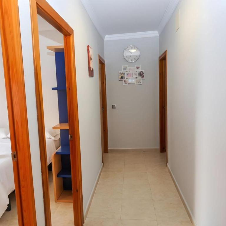 Apartamento centro de conil muy amplio Solo alquillamos familias parejas - Appartement - 27