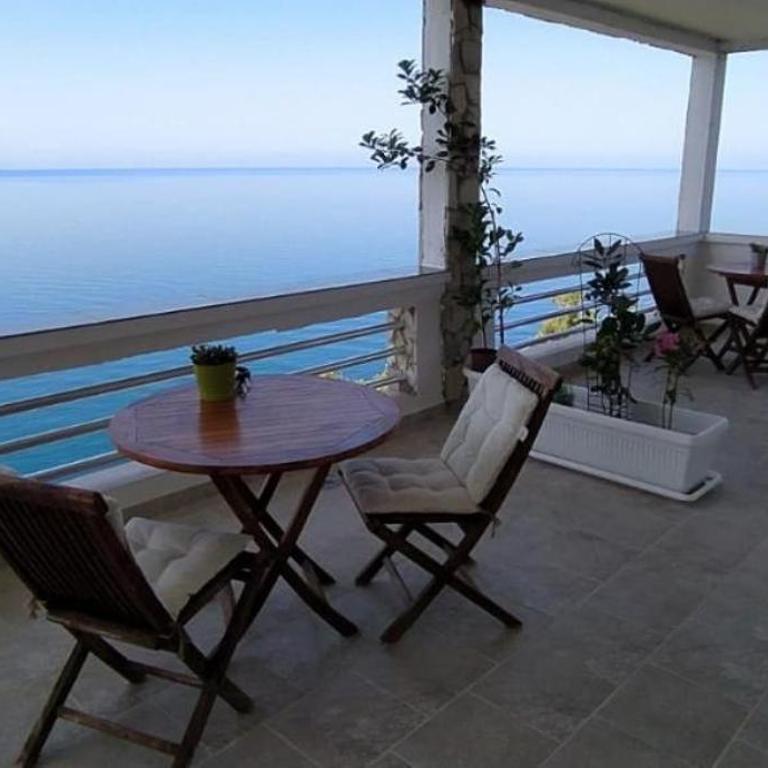 Guesthouse Oase Emi - Double Room with Sea View - 8
