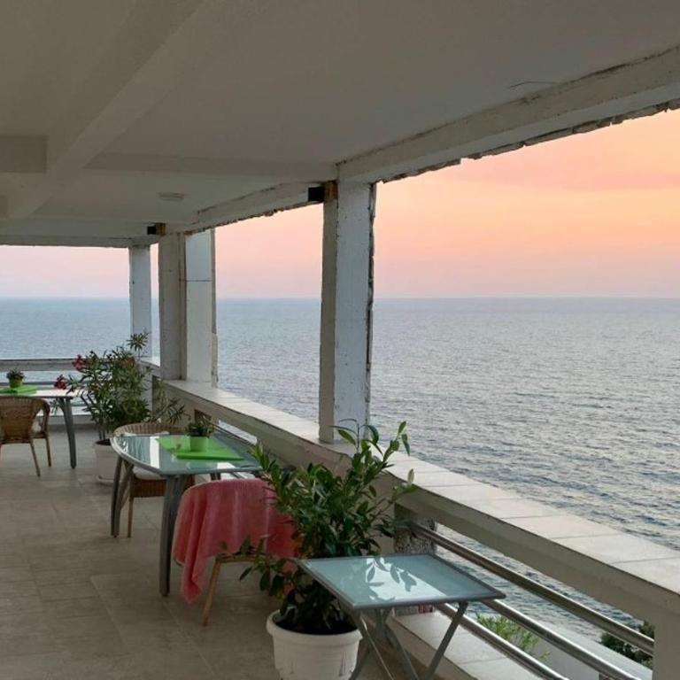 Guesthouse Oase Emi - Double Room with Sea View - 9