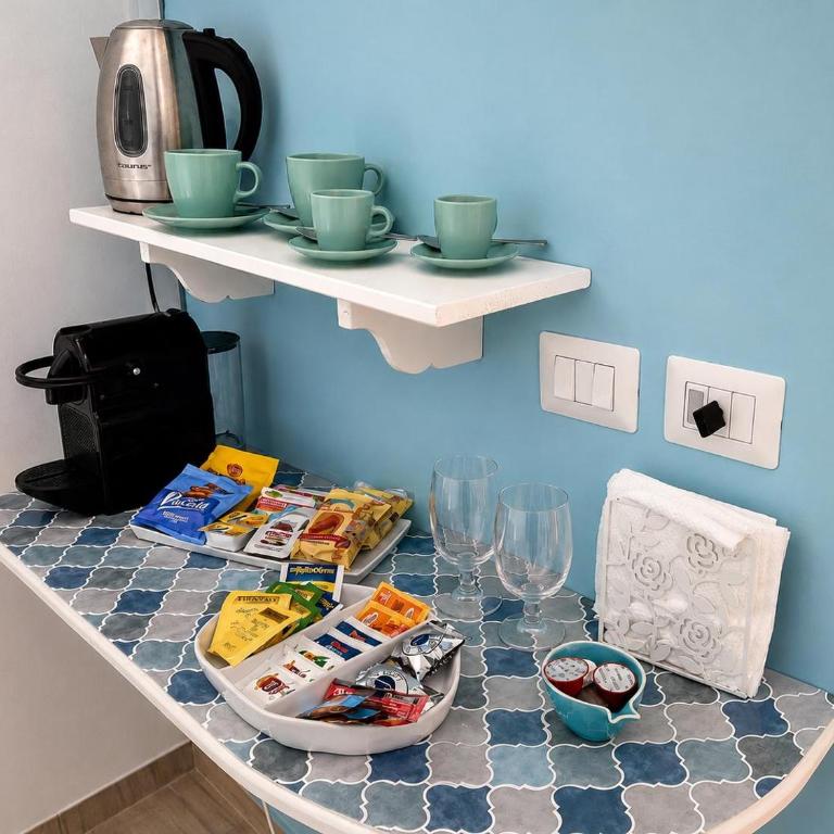 Ciao Ciao Rooms - Camera Matrimoniale con Bagno Privato e Vista Interna - 4