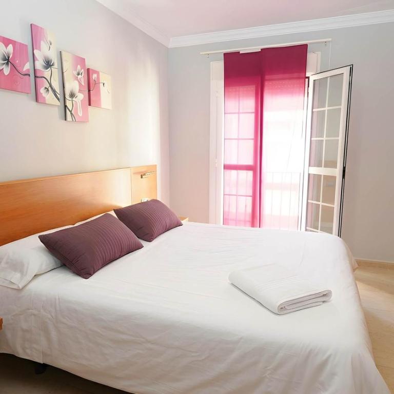 Apartamento centro de conil muy amplio Solo alquillamos familias parejas - Appartement - 20