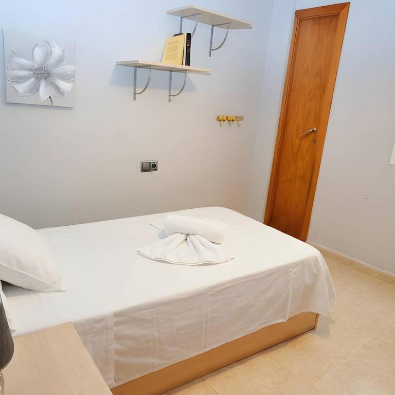 Apartamento centro de conil muy amplio Solo alquillamos familias parejas - Appartement - 24