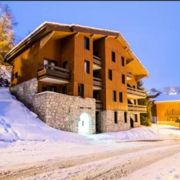 Duplex rénové, 10 couchages, piscine et sauna - Apartment - 2