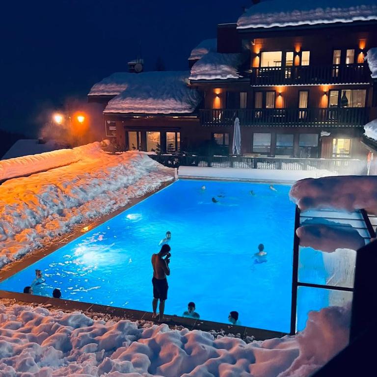 Duplex rénové, 10 couchages, piscine et sauna - Apartment - 1