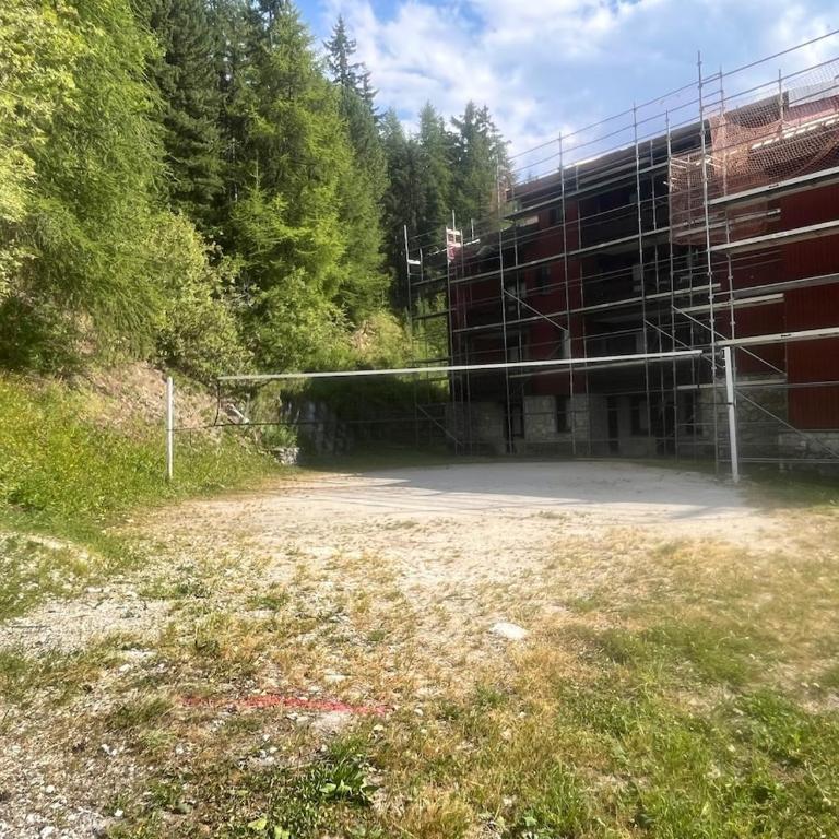 Duplex rénové, 10 couchages, piscine et sauna - Apartment - 55