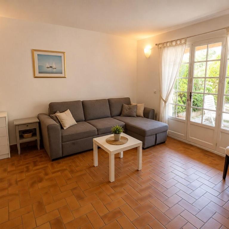 Studio Cocooning Boulouris - Studio Apartment - 11