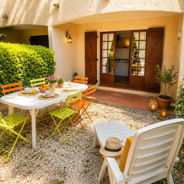 Studio Cocooning Boulouris - Studio Apartment - 15