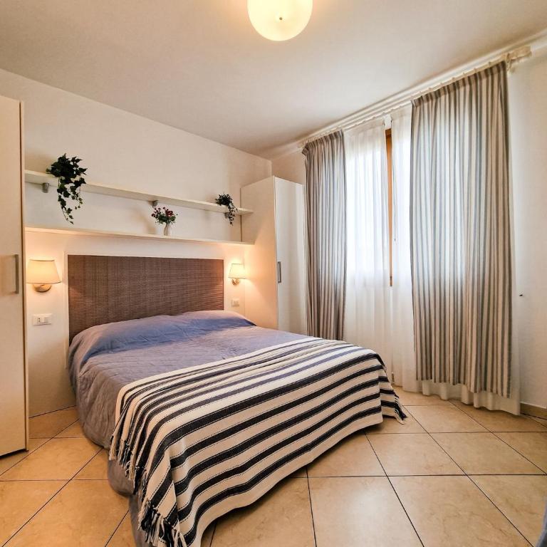Spacious apartment with terraces and fireplace - Appartamento - 16