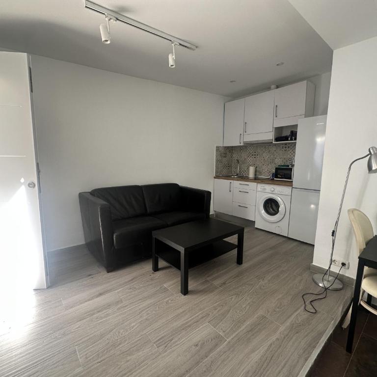 Cozy Studio with AC & Barbecue, close to the Sea - Studio - 2