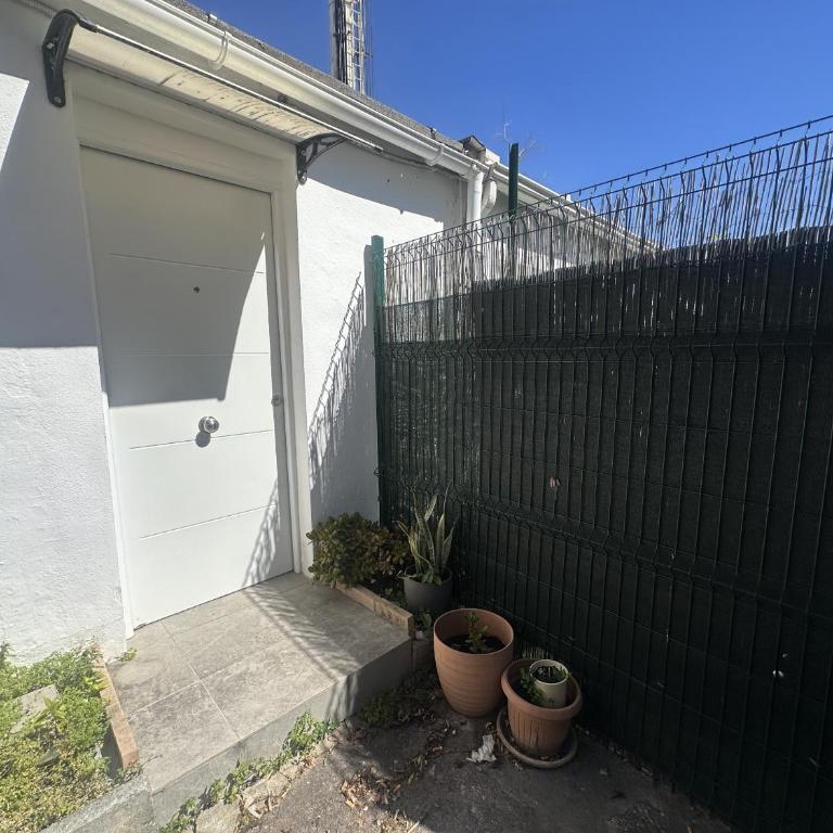 Cozy Studio with AC & Barbecue, close to the Sea - Studio - 19