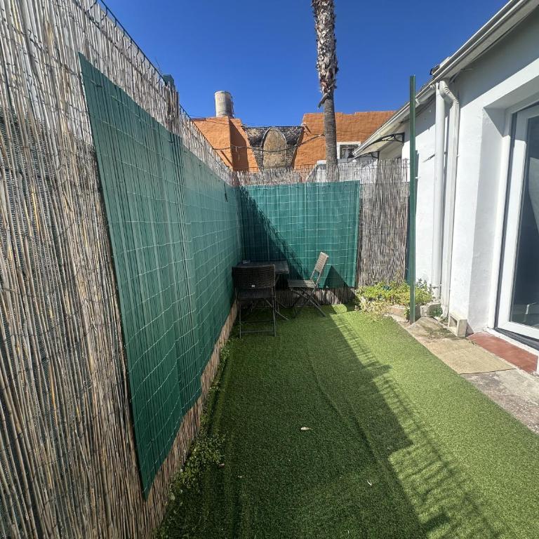 Cozy Studio with AC & Barbecue, close to the Sea - Studio - 25