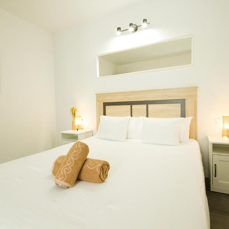 Los Alonsos - Open Mall - By AZ Rentals - Chambre Double Deluxe - 2