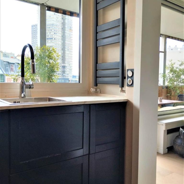 Elegant 48sqm apartment Eiffel - view & large terrace - Appartement 1 Chambre - 2