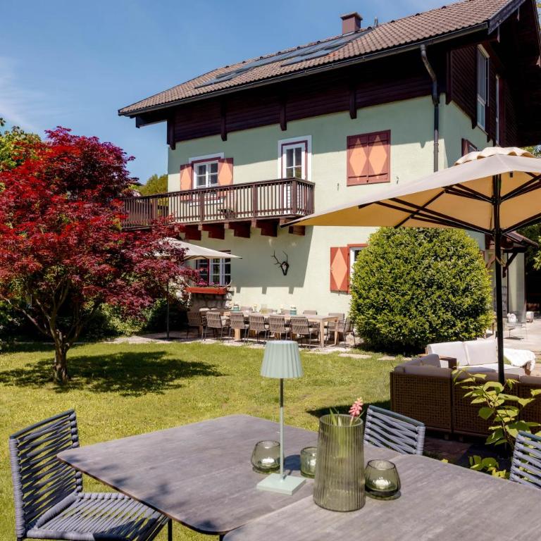Villa Stella all famous ski areas around us, 15 minutes to salzburg, mountainview - Villa - 1
