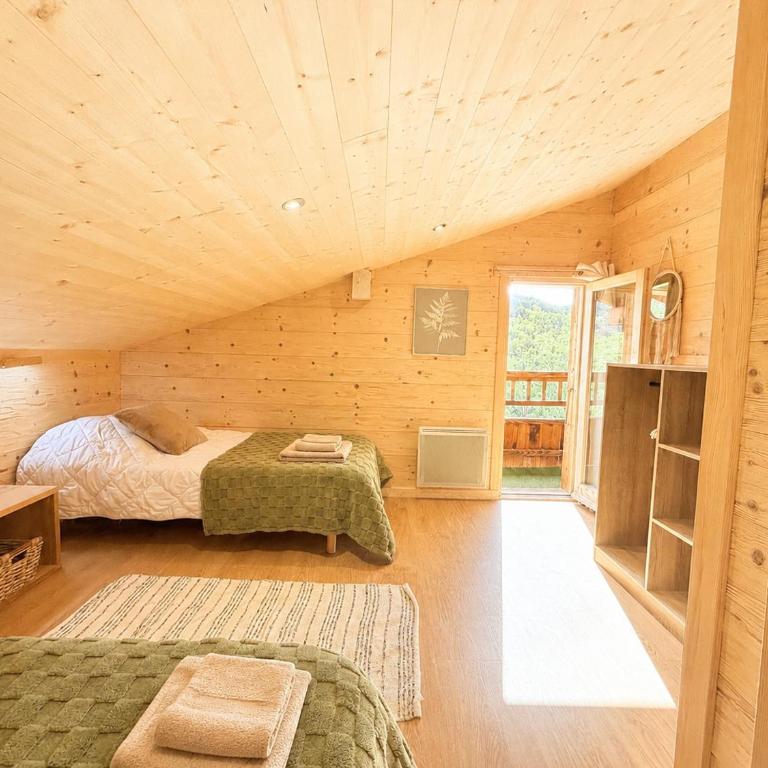 Charming family Chalet for 8 people, with private Hot Tub - Chalet - 5