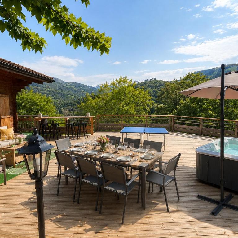 Charming family Chalet for 8 people, with private Hot Tub - Chalet - 3