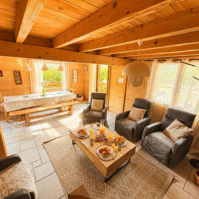 Charming family Chalet for 8 people, with private Hot Tub - Chalet - 17
