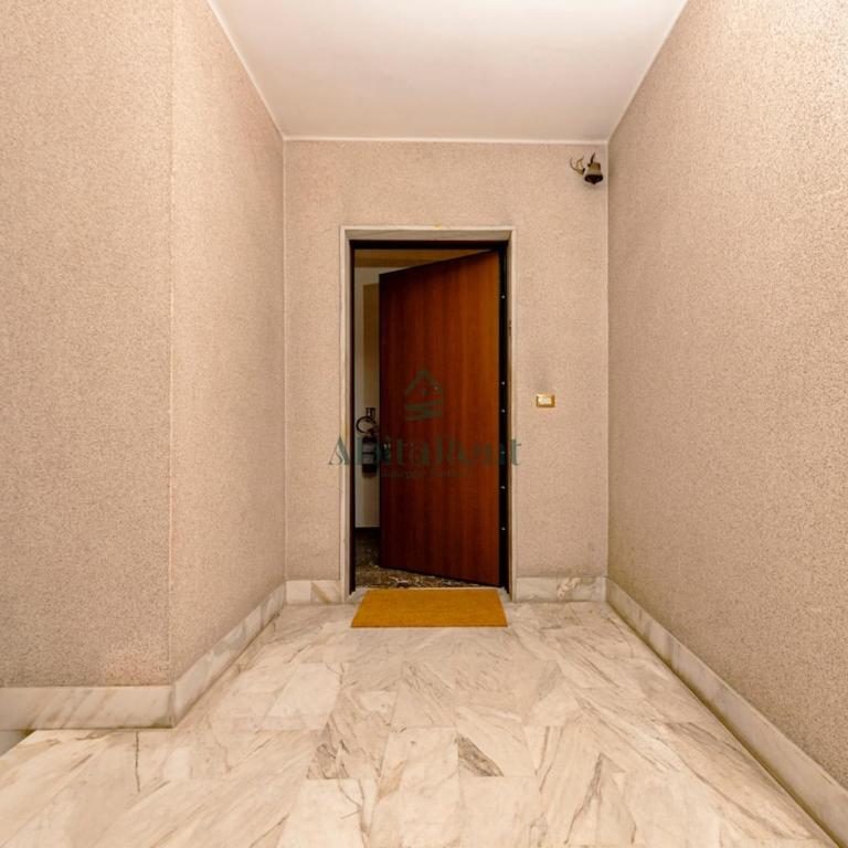 Four Rooms - Lecce - Appartamento Standard con 4 Camere da Letto - 64
