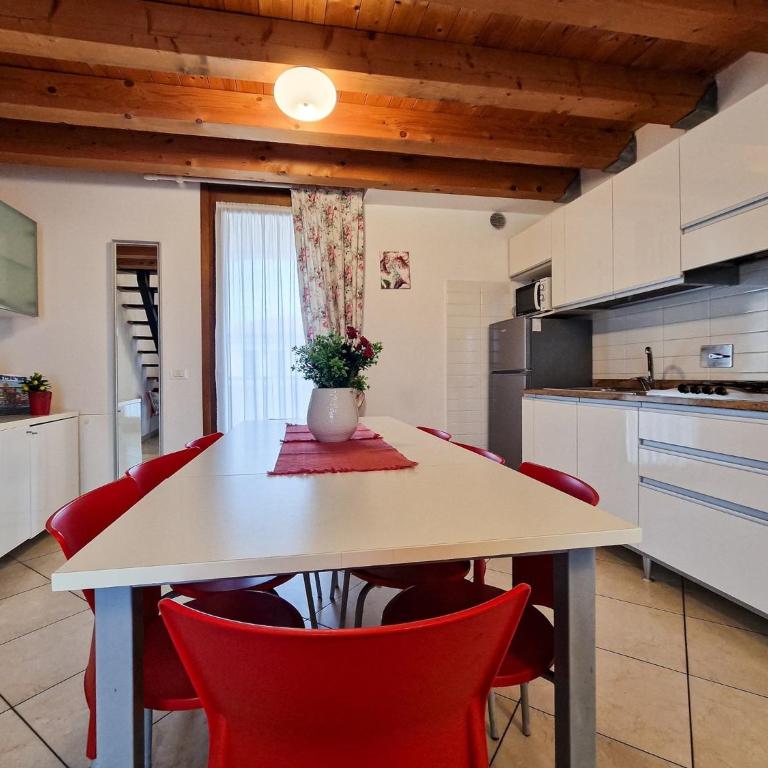 Nice apartment with swimming pool - Apartment - 10