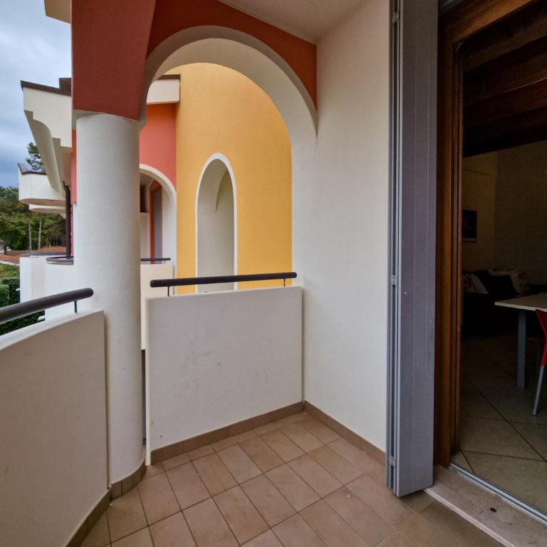 Nice apartment with swimming pool - Apartment - 9
