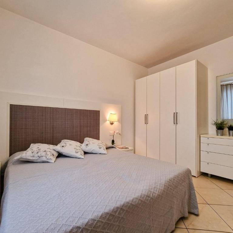 Nice apartment with swimming pool - Apartment - 13