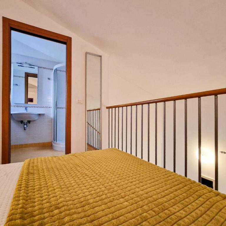 Charming flat with swimming pool - Appartement - 17