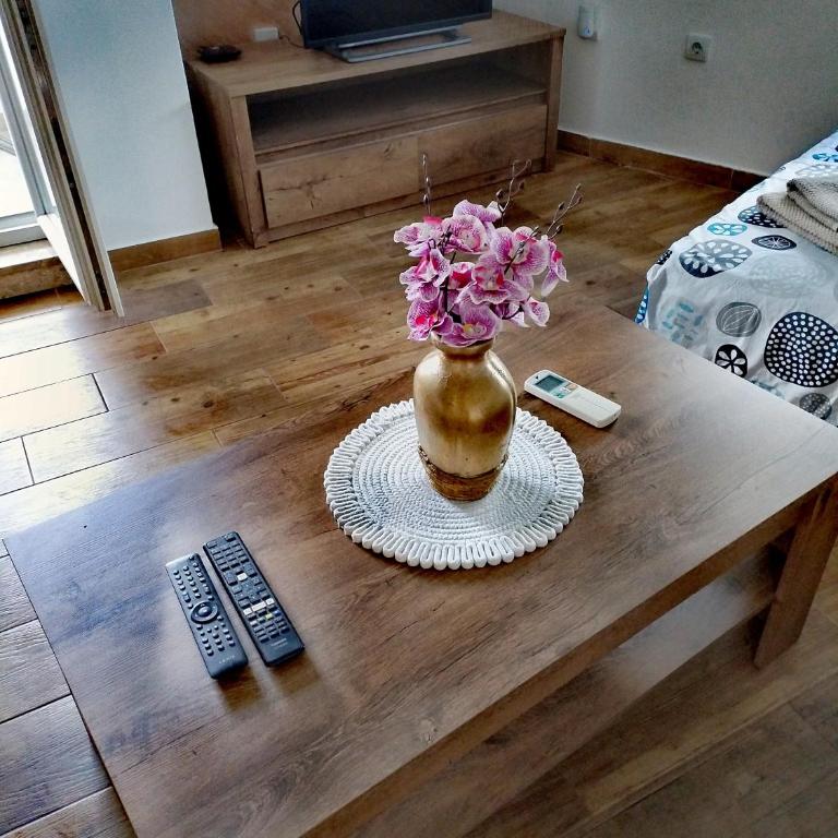 Apartman centar grada 1 - Apartment mit Poolblick - 4