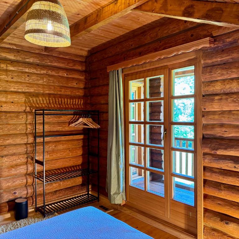 Pine River Dobrenica - Three-Bedroom Chalet - 31