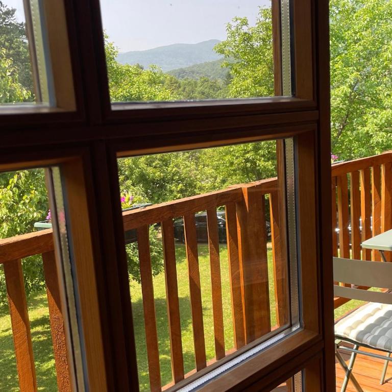 Pine River Dobrenica - Three-Bedroom Chalet - 35