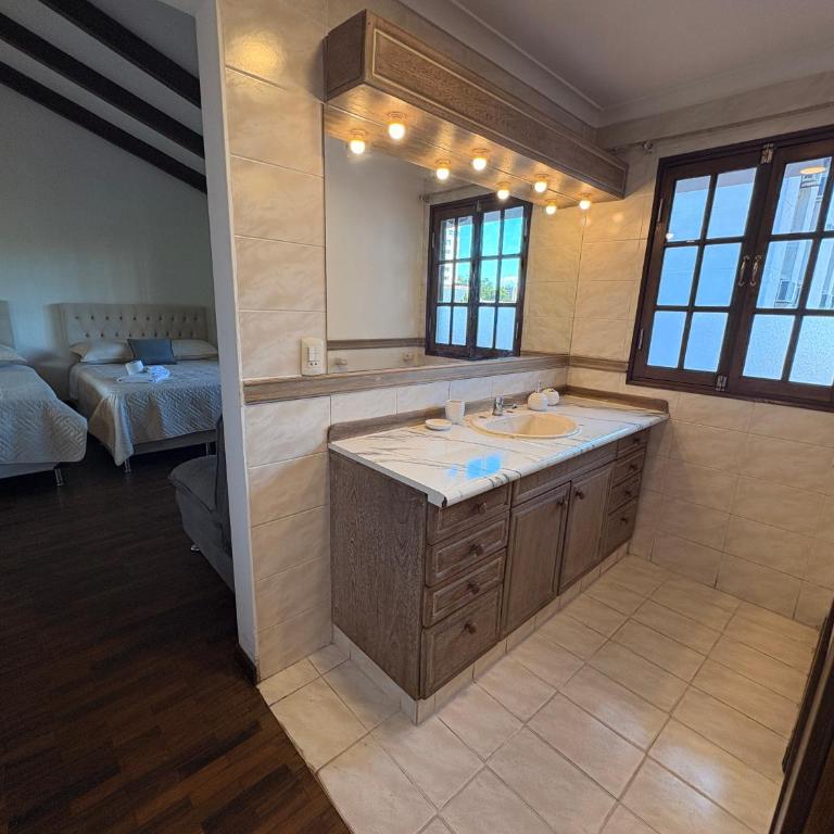 Suite para 5 con balcón y hamaca en Zona top - One-Bedroom Apartment - 25