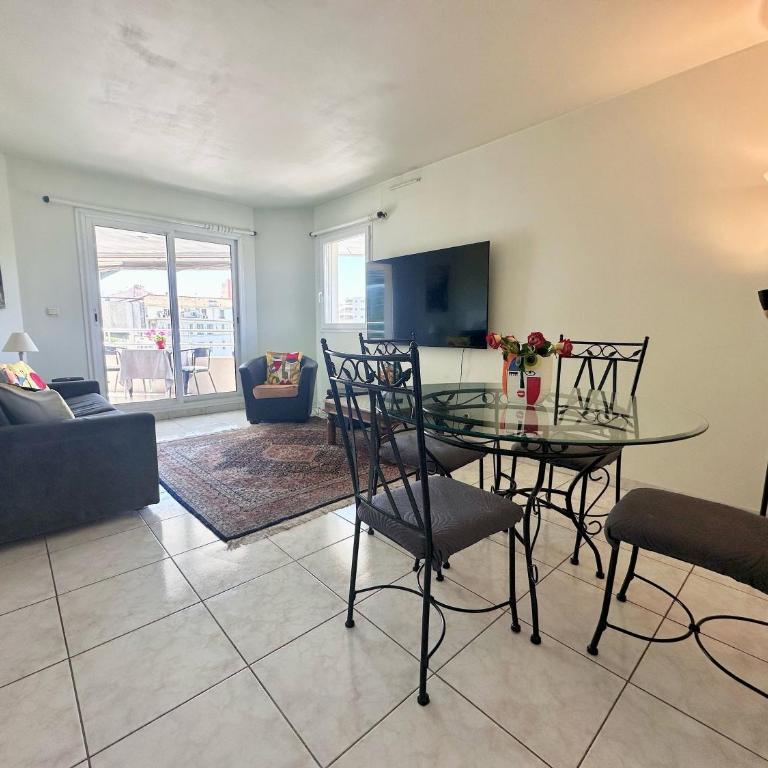 2 pièces gare Antibes proche port - Appartement - 7