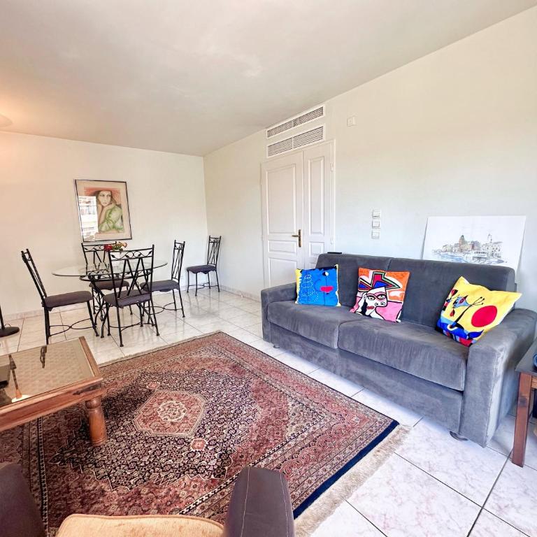 2 pièces gare Antibes proche port - Appartement - 11
