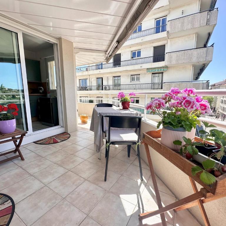 2 pièces gare Antibes proche port - Appartement - 28