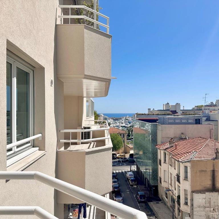 2 pièces gare Antibes proche port - Appartement - 29