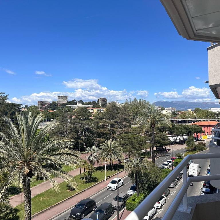 2 pièces gare Antibes proche port - Appartement - 31