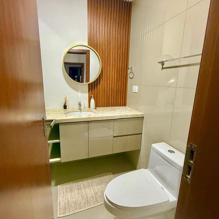 Luxury 2 and 2 apartment with lots of amenities - Two-Bedroom Apartment - 13