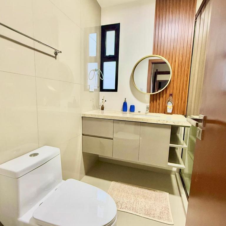 Luxury 2 and 2 apartment with lots of amenities - Two-Bedroom Apartment - 18