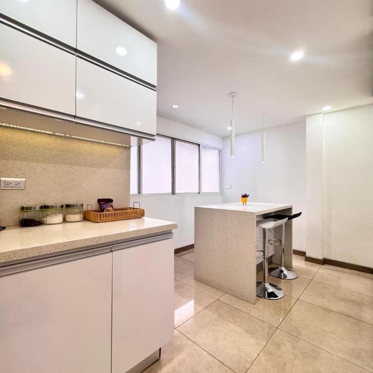 Luxury & Location, Beautiful & Spacious Apt in Altamira 2 - Apartamento de 3 dormitorios con vistas - 25
