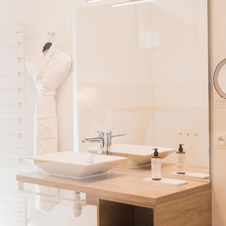 Hôtel Spa - Au Charme Rabelaisien - Chambre Double Confort Supérieure - 9